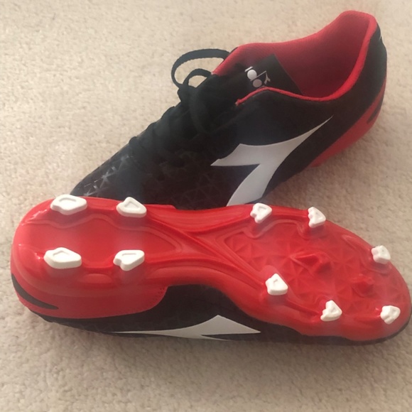 Diadora 288660 Blaze Men’s FG Black & Red Football Soccer boots - Size 8.5 US - Picture 4 of 7
